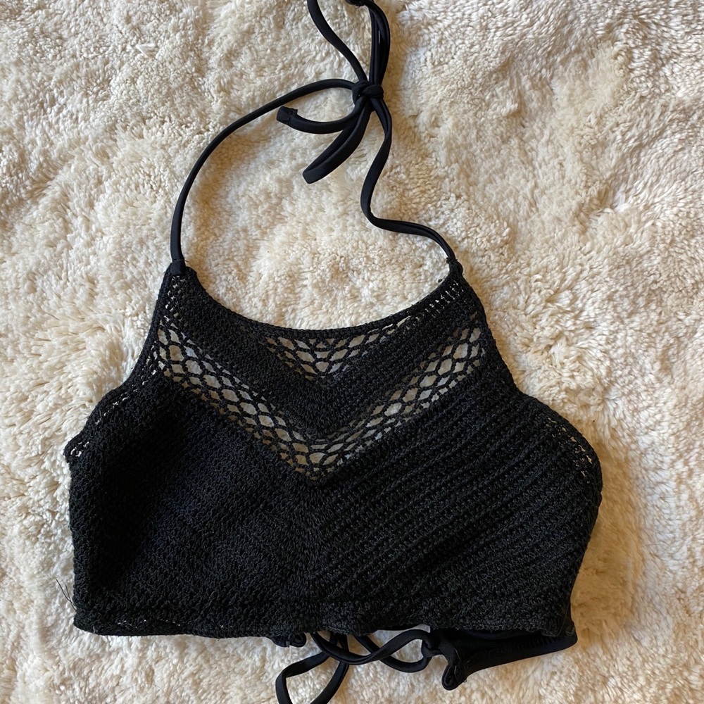 NWOT Crochet bikini top Sz XS